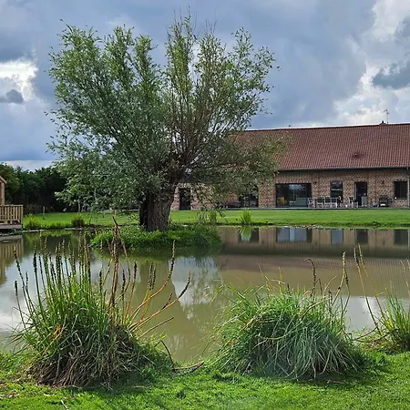Gite Lapins Fromelles Exterior foto